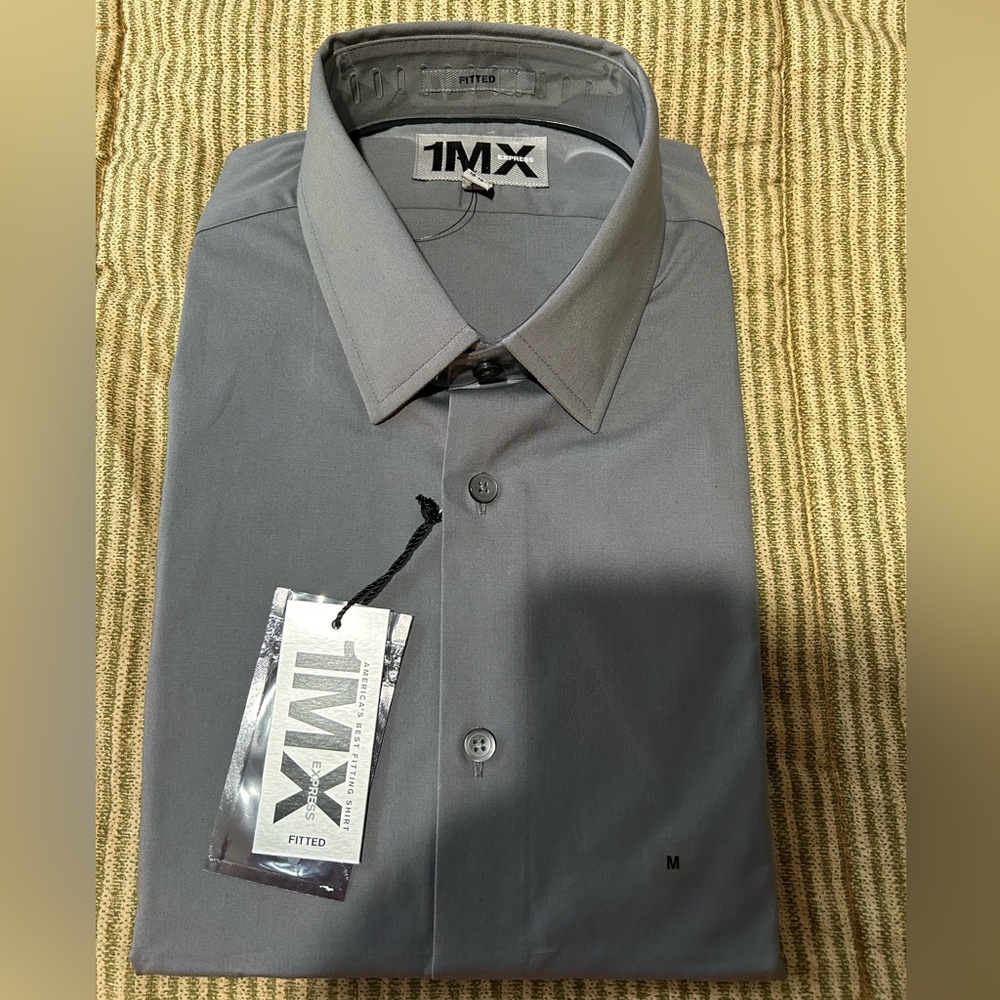 Express 1MX men’s fitted dress shirt